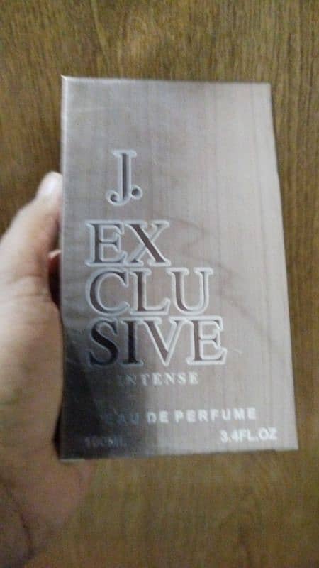 J. Perfume 1