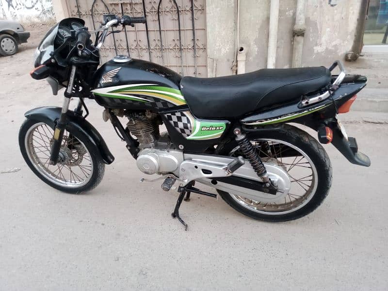 HONDA DELUXE 125CC 2015 MODEL HAYDERABAD NUMBER 2