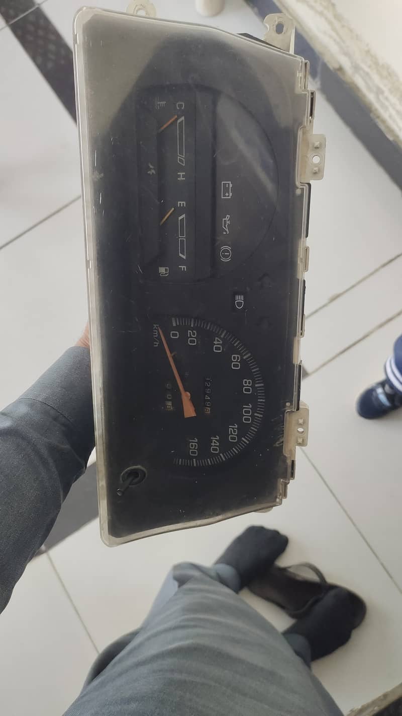 Daihatsu charade 88 model original speed Meter 0