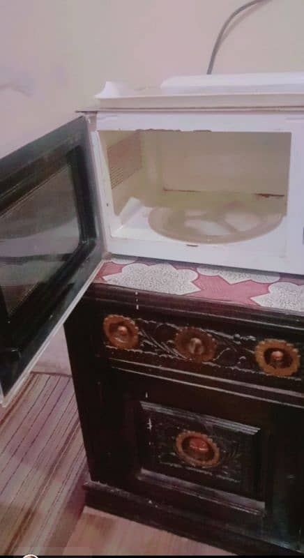 oven at very reasonable price 1