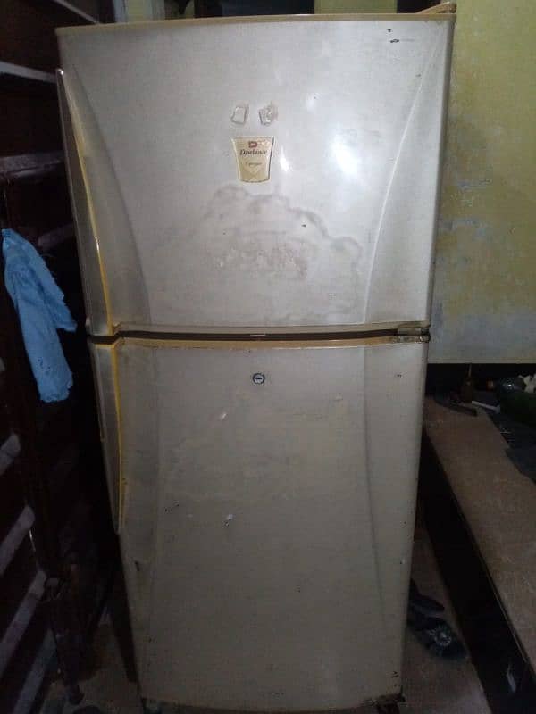 used fridge dawlance 2