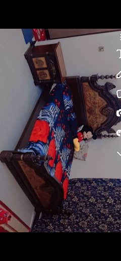 Wooden bed set in good condition