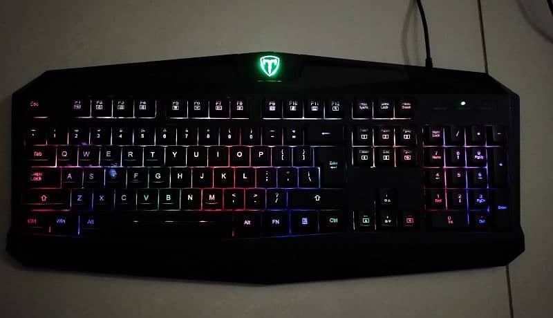 T-Dagger RGB keyboard model number:t-tgs003 1