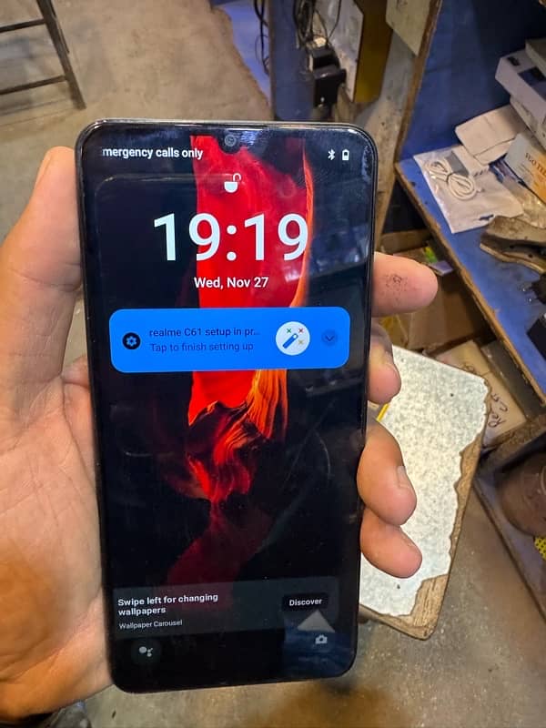 Realme c61 6/128 1