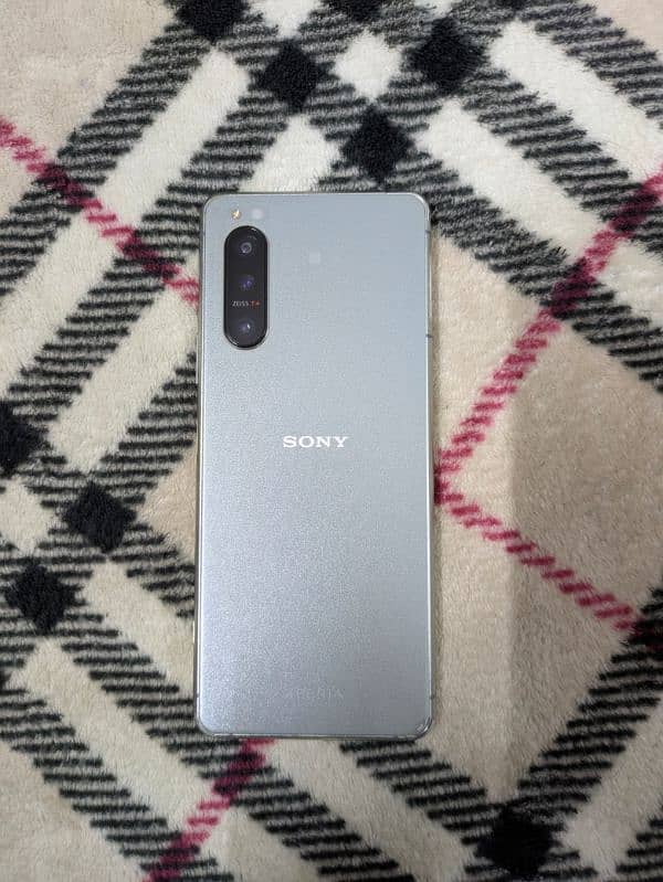 Sony Xperia 5 mark 2 1