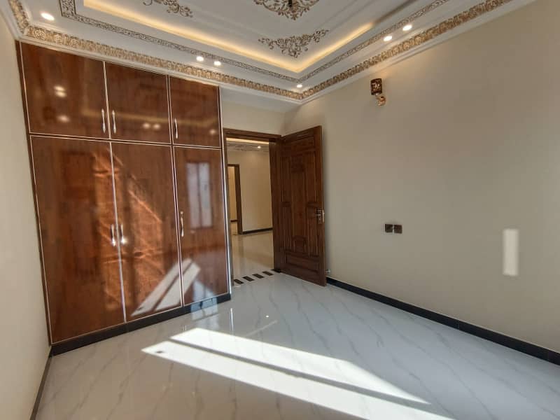 5 Marla Brand New Beautiful or Spanish House Solid Construction A+++ Gated Area Near Park Market And Mosque Near to Main Boulevard 31