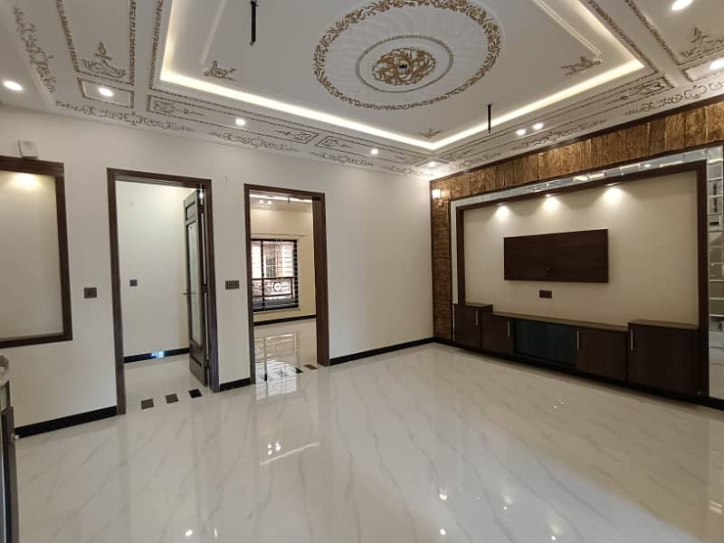 5 Marla Brand New Beautiful or Spanish House Solid Construction A+++ Gated Area Near Park Market And Mosque Near to Main Boulevard 34