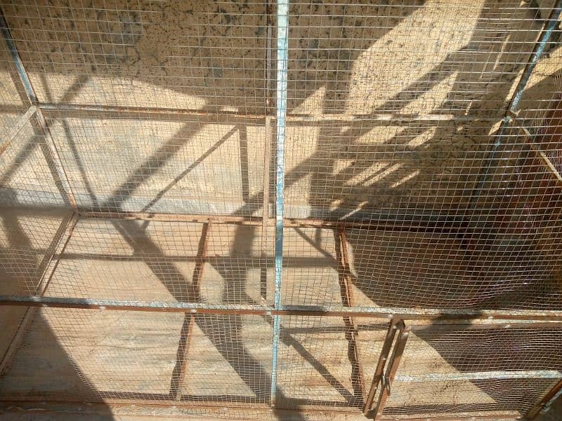 Hen cage is for sale 2