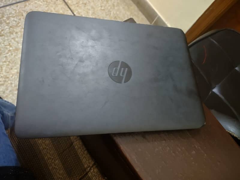 hp corei5 4gb ram elitebook 128 SSD 3