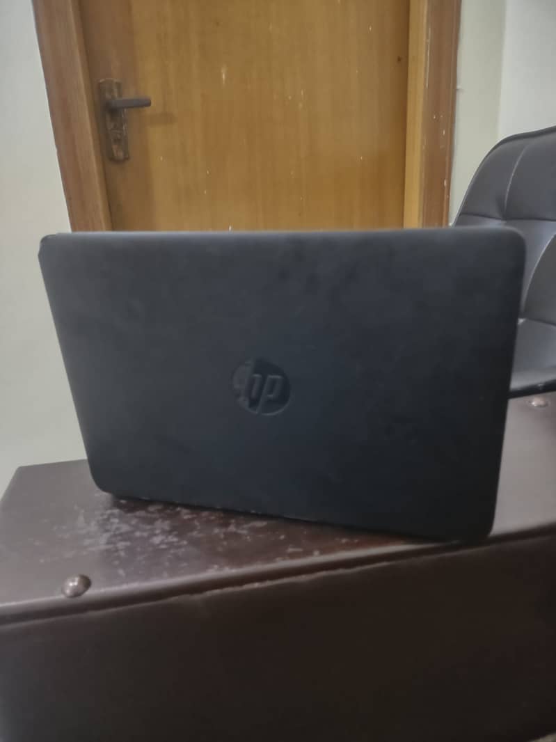 hp corei5 4gb ram elitebook 128 SSD 4