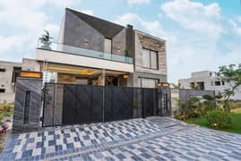 One Kanal Ultra Modern Luxurious Bungalow Near Raya Fairways Commercial