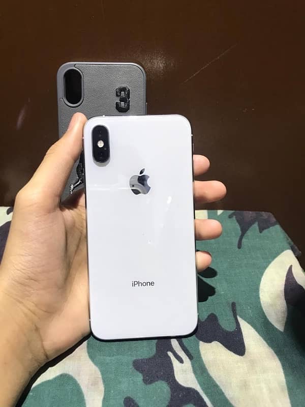 iPhone XS nonpta 64gb factory unlocked 0