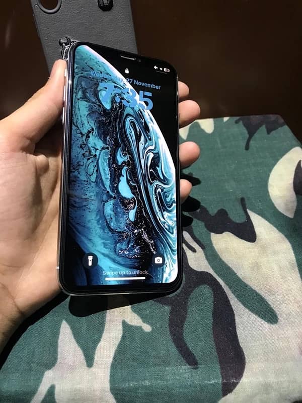 iPhone XS nonpta 64gb factory unlocked 4