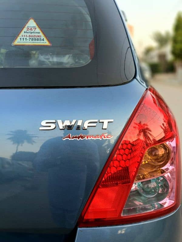 Suzuki Swift Dlx Auto Transmission Model 2010 8