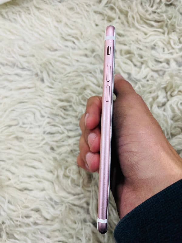 Iphone 7 For sale urgent 2