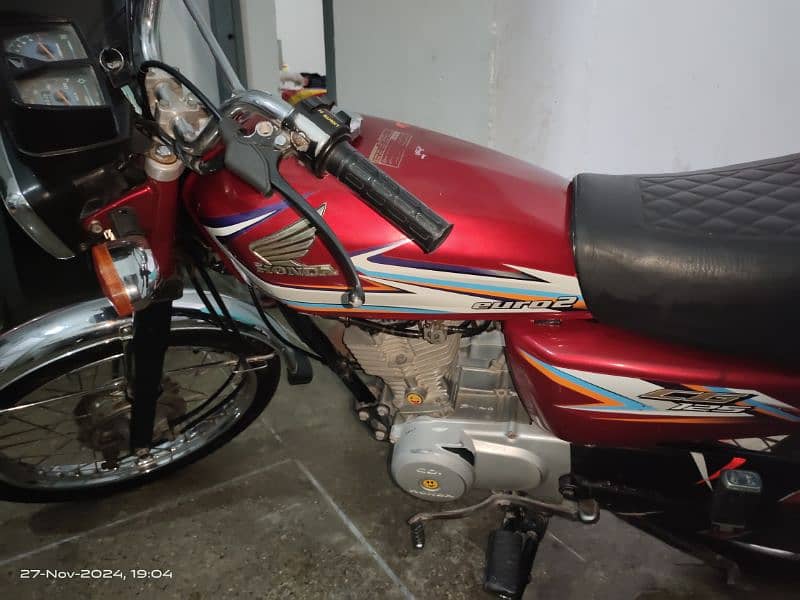 Honda125 2016 model red color 0