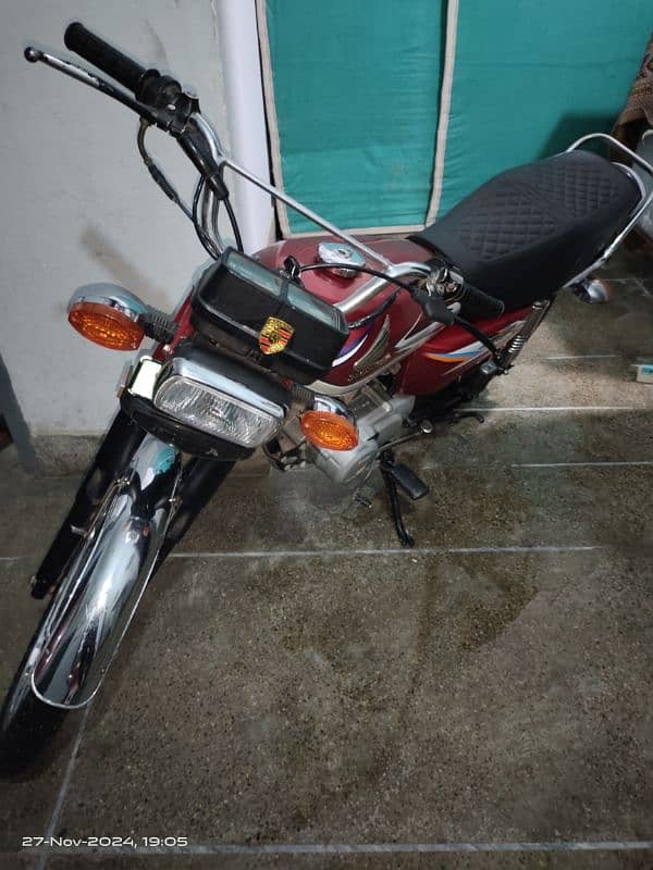 Honda125 2016 model red color 5