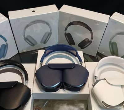 Apple AirPods Max Headphones with Case