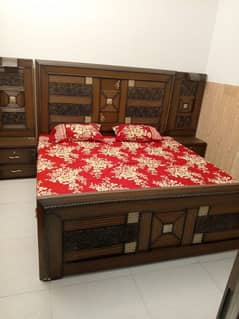 bed king good condition