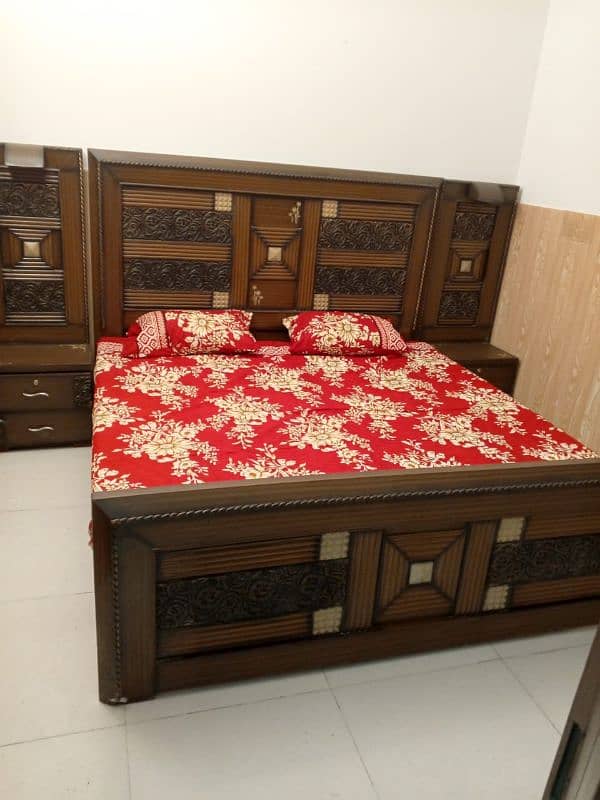 bed king good condition 0