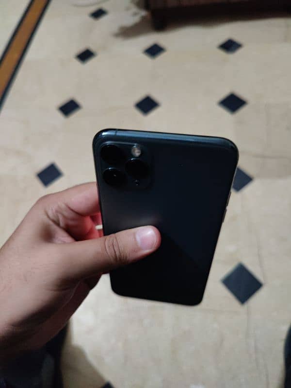 iphone 11 pro max pta approved 256gb 3