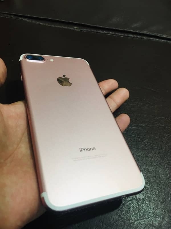 iPhone 7plus PTA approved 128gb 10/10 condition 1