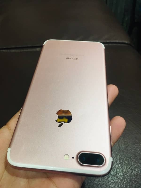 iPhone 7plus PTA approved 128gb 10/10 condition 3