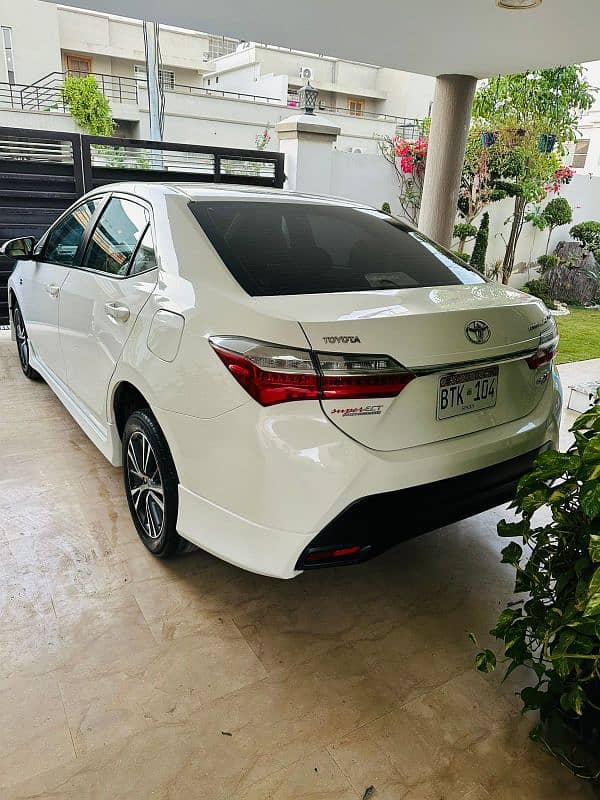 Toyota Corolla Altis 2021 5