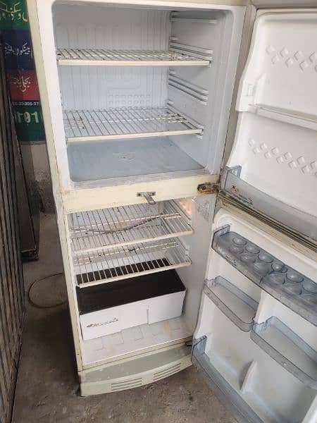 Fridge 3