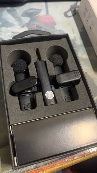 K35 wireless Microphone - 2 Collar Mic 2