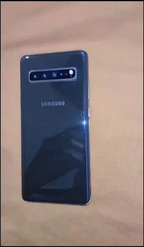 Samsung Galaxy S10 5G, 8Gb & 512 internal 0