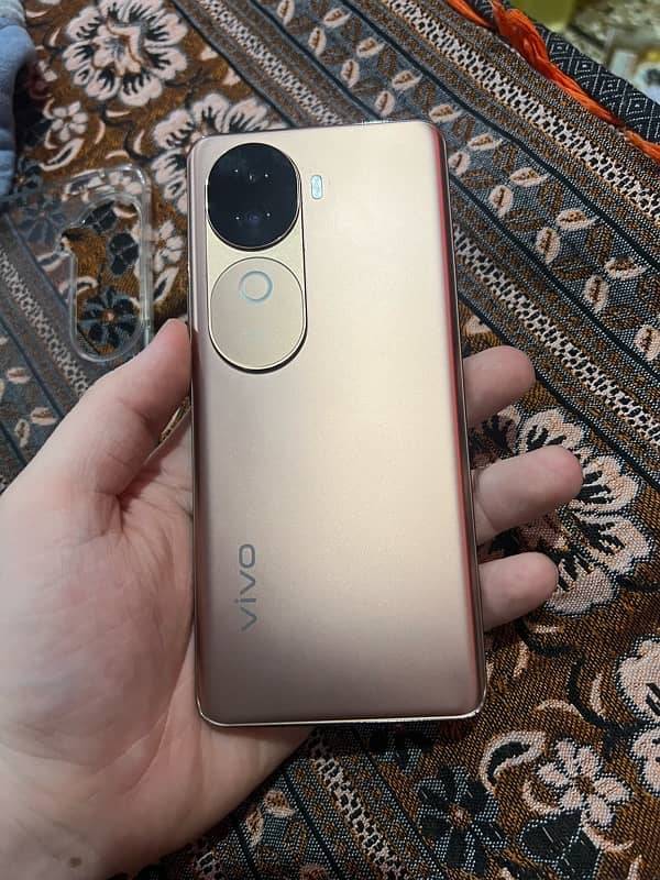 vivo v40e 0