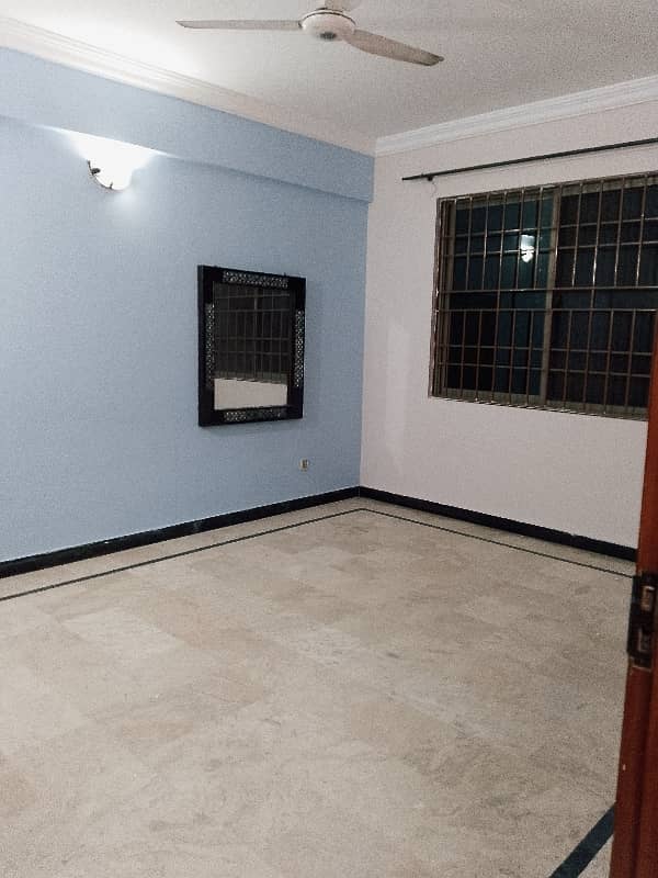 Beautiful apartment For Rent 2bedroom Bedroom With Attached Bathroom TV Lounge 3