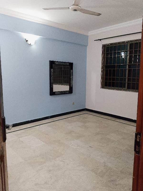 Beautiful apartment For Rent 2bedroom Bedroom With Attached Bathroom TV Lounge 5