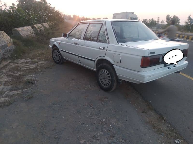 Nissan Sunny 1988 3