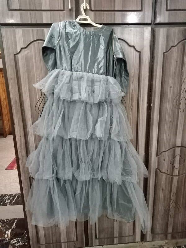 3 Dresses for sale 5