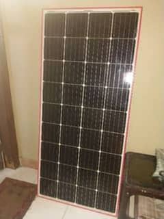 1 solar plate. 1 doubal stand and wire.