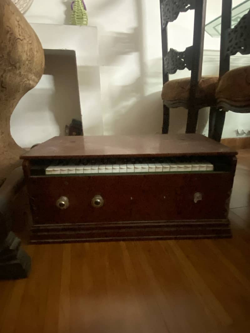 Indian used harmonium 2