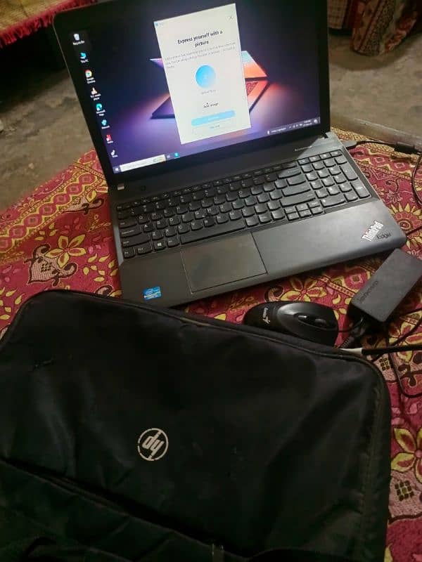 Lenovo Core i3 3