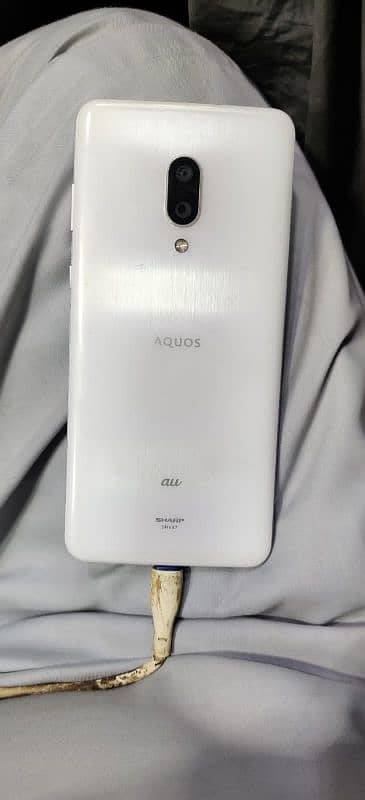 Aquos zero 2 1