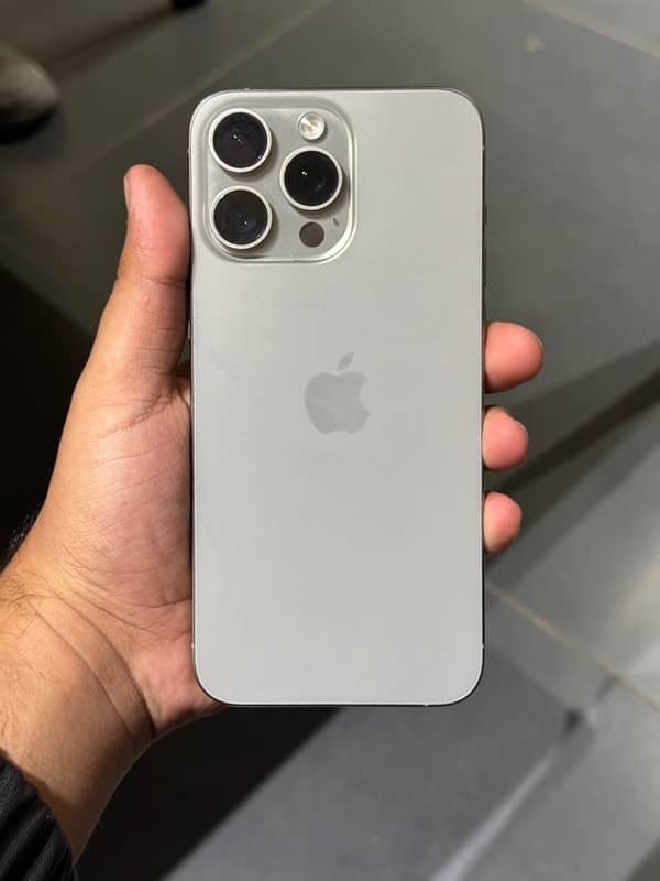 IPHONE 15 PRO MAX NATURAL TITANIUM JV 1