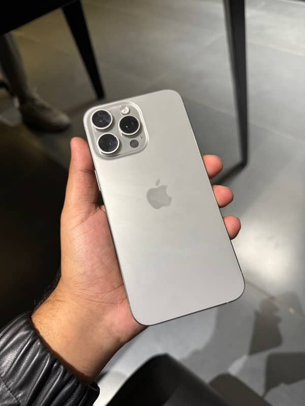 IPHONE 15 PRO MAX NATURAL TITANIUM JV 7