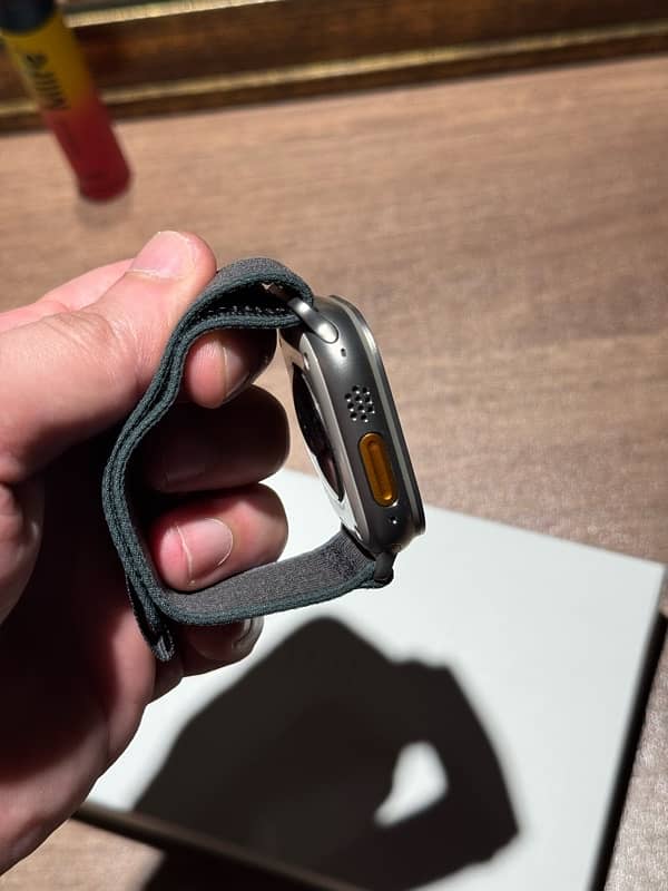 Apple Watch Ultra 2 2