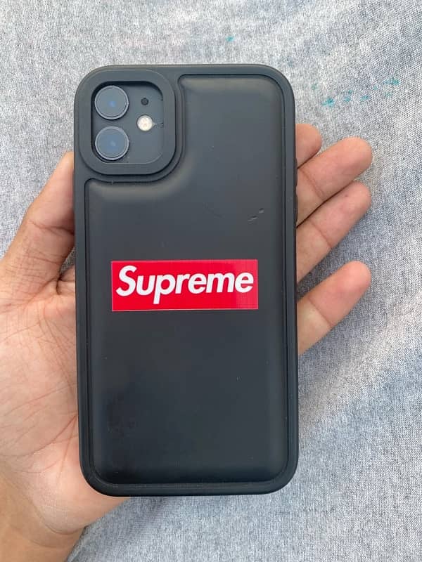 iphone 11 BLACK 0