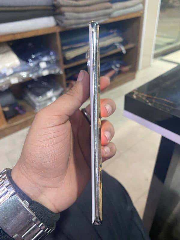 Tecno Spark 20 Pro Plus 2