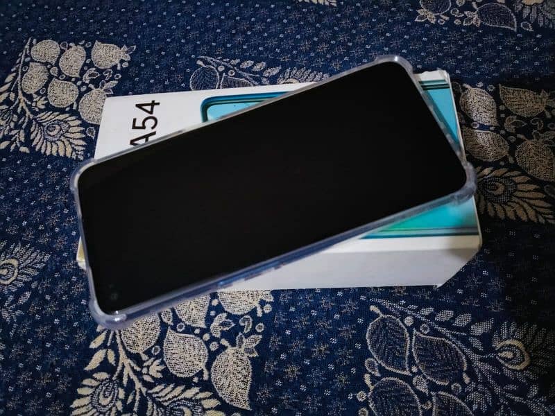 Oppo A54 3