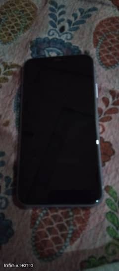 Iphone 11 light purple 10/10 condition no sim restriction