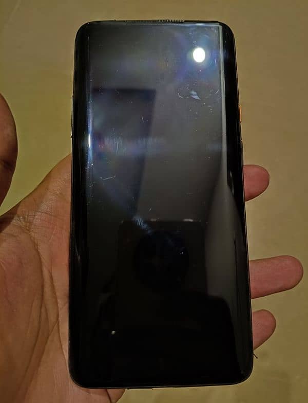 One Plus 7t Pro Mclaren Edition 1