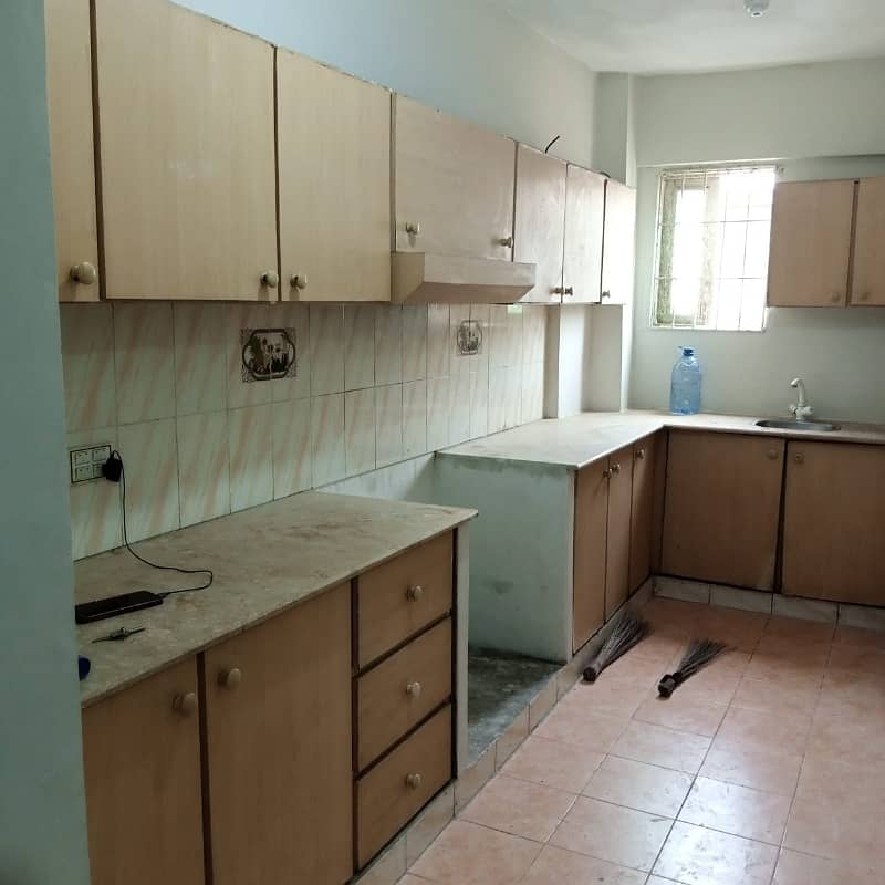 2 bedroom flat for rent phase 2 0