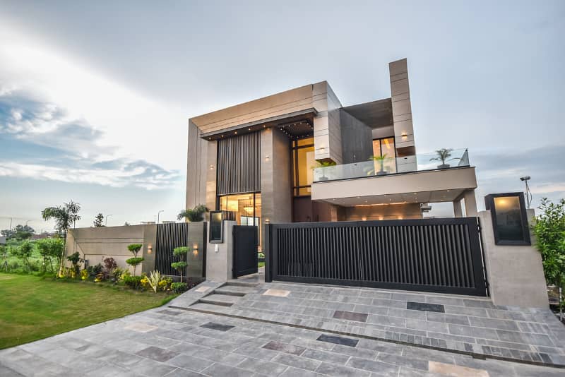 1 Kanal Ultra Modern Luxurious Bungalow For Sale 0